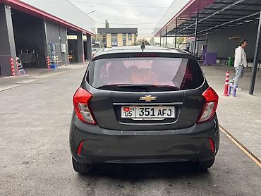 Продажа авто: Chevrolet Spark: 2017 г., 1 л, Автомат, Бензин, Хэтчбэк — 4