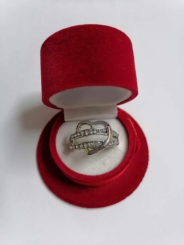 Prstenje: Vel:11
Cena:1000din. K — 2