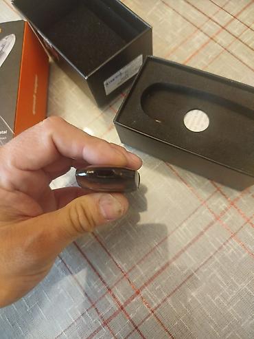 biser od ravanice: Neka elektronska cigara.Ima unutar neka tecnost al ko zna od kad je — 3