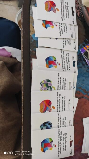 wireless punjač za apple: Set Apple gift kartica, svaka sa vrednošću od 50 evra. Ove kartice se
