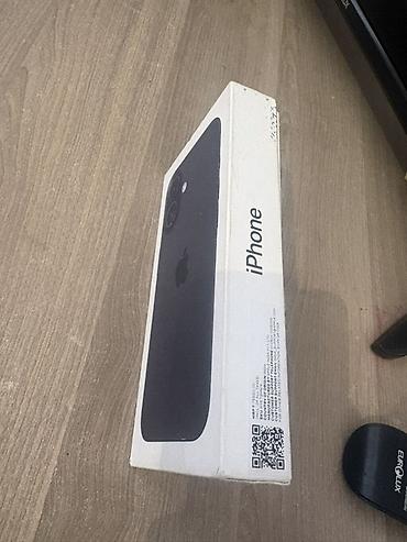 Apple iPhone: IPhone 16, 128 GB, Qara, Face ID — 13