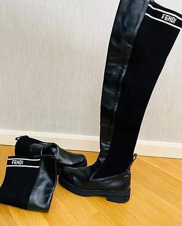 qara kabloklar: Fendi Roma qadın çəkmələri – dizüstü model - Rəng: qara - Material — 1