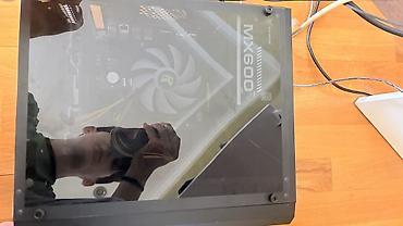 gaming set: Oyun kompüteri və aksesuar dəsti - Korpus: Şüşə yan paneli olan qara — 2