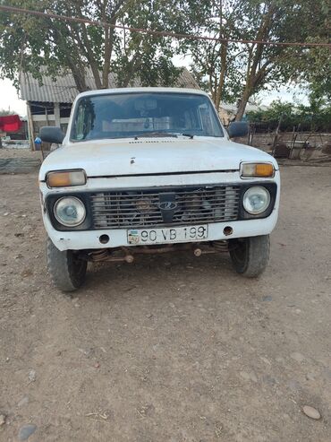 vaz masinlari: VAZ (LADA) 4x4 Niva: 1.7 l | 1989 il 22000 km Hetçbek