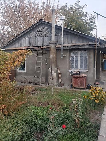 Продажа коттеджей и домов: Продаю дом в центре города. Куренкеева/ Осмонкула, ул. Мечникова — 15