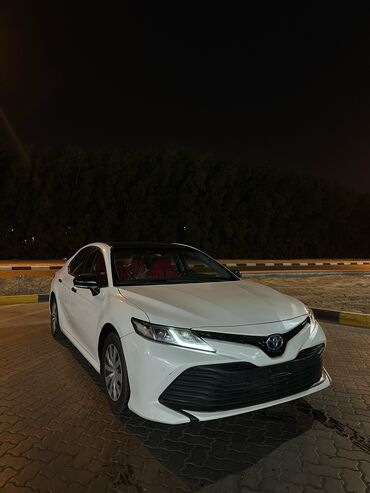 Toyota: Toyota Camry: 2019 г., 2.5 л, Автомат, Гибрид, Седан