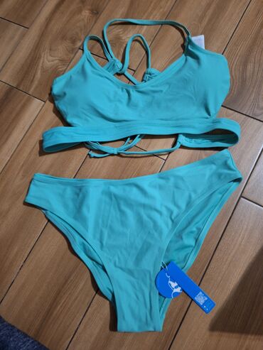 kupaći kostimi 2023 lisca: Single-colored
