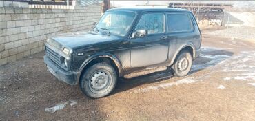 2106 masin 2005: VAZ (LADA) 4x4 Niva: 1.6 l | 1989 il | 192070 km Sedan