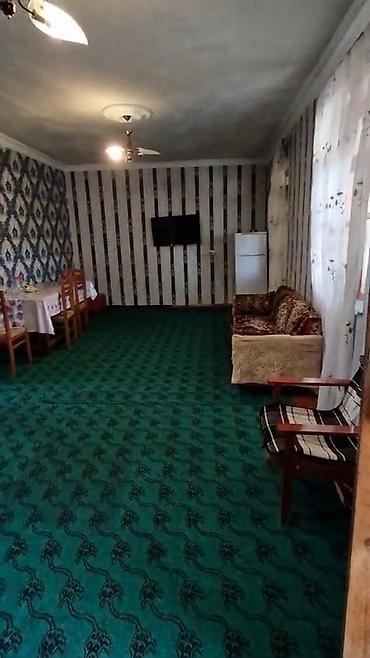 Həyət evləri və villaların satışı: 4 otaqlı, 1000 kv. m, Kredit yoxdur, Orta təmir — 8