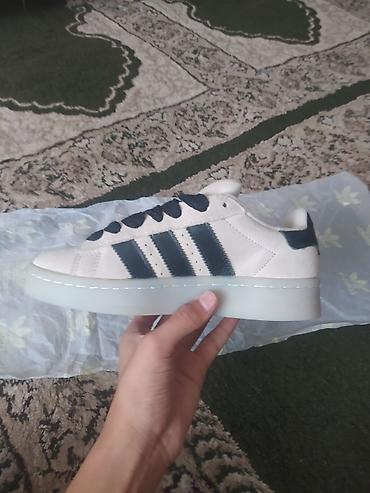 джордан обувь: Мужские кроссовки, 37.5, Adidas Originals, Новый, цвет - Бежевый, Платная доставка — 4