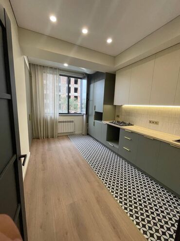 Продажа квартир: 2 комнаты, 43 м², Элитка, 4 этаж, Евроремонт