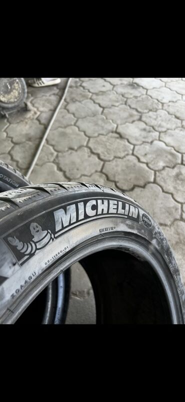 шины r14c: Шиналар 265 / 45 / R 19, Кыш, Колдонулган, Жуп, Жеңил унаалар, Michelin