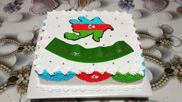 kremli tort sekilleri: Ev şəraitində dadlı tortlar tərkibi qaymaqlı krem, şanti krem
