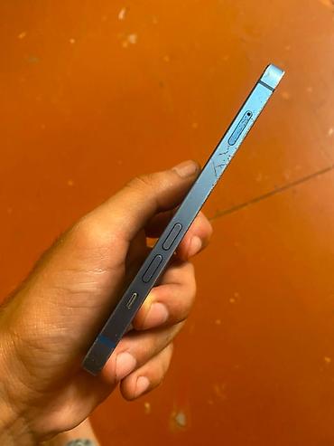 2 ci el komputer: IPhone 13, 128 GB, Mavi, Face ID — 6
