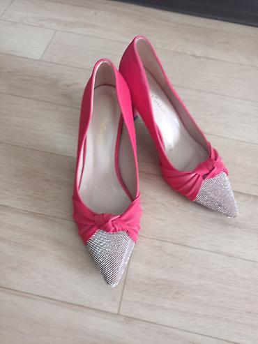 Босоножки, сандалии, шлепанцы: Туфли и босоножки, размер 39. 1) Ярко‑розовые туфли-лодочки на — 3