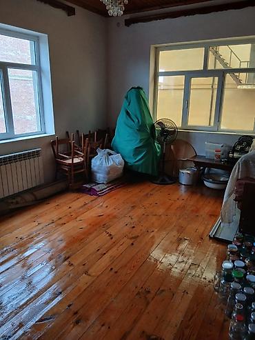 Həyət evləri və villaların satışı: 6 otaqlı, 400 kv. m, Kredit yoxdur, Orta təmir — 15