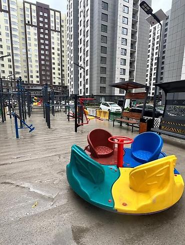 толстого: 3 комнаты, 87 м², Ипподром Элитка, 12 этаж, ПСО (под самоотделку) — 3