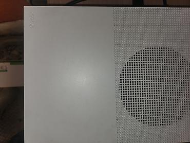 Xbox One: Срочно продаю xbox one s в отличном состоянии 2 жостика оригинальный — 5