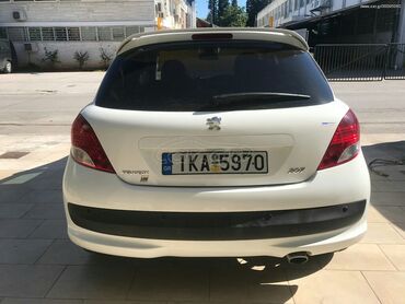 Peugeot: Peugeot 207: 1.6 l. | 2010 έ. | 99000 km. Κουπέ