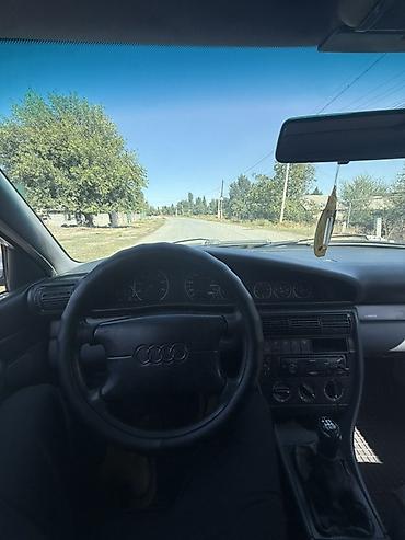 продаю урал: Audi A6: 1997 г., 2.6 л, Механика, Бензин, Универсал — 6