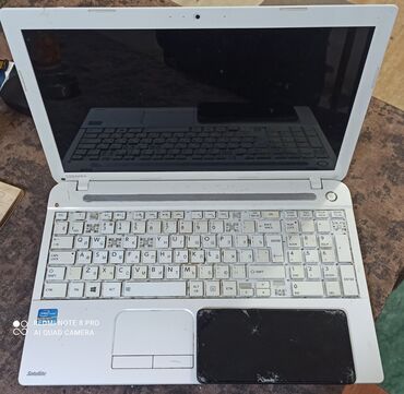 toshiba en ucuz laptop: Notbuk. Tecili satilir. Problemi tek klaviatura deyishilmelidi adaptor