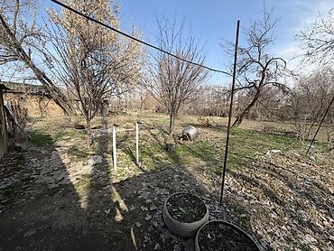 Продажа коттеджей и домов: Продается дом с большим дворовым участком 16.5 соток (фактически 20)и — 13