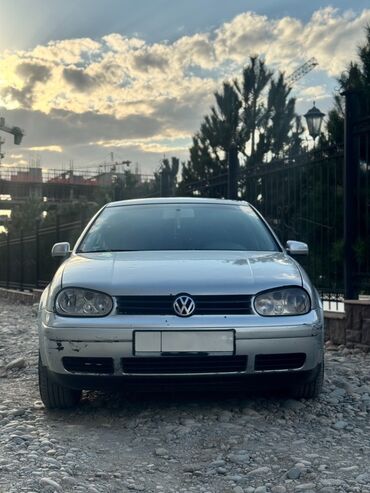 продаю авто в аварийном состоянии: Volkswagen Golf: 2003 г., 1.4 л, Механика, Бензин, Хетчбек