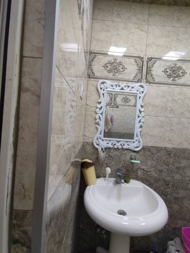 Köhnə tikili: Bakı, 2 otaqlı, Köhnə tikili, m. Memar Əcəmi, 34 kv. m — 10