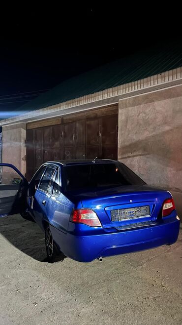 Daewoo: Daewoo Nexia: 2011 г., 1.6 л, Механика, Бензин, Седан