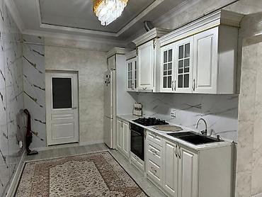 Продажа коттеджей и домов: Продаётся уютный дом в Золотом квадрате. Хорошее расположение, все — 12