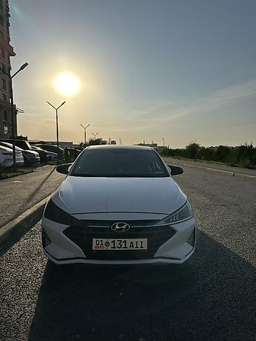 corolla 2018: Hyundai Avante: 2019 г., 1.6 л, Седан — 1