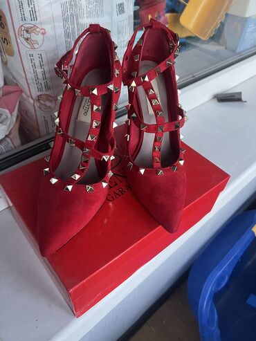 обувь зимние: Туфли 37, цвет - Красный