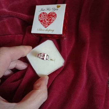 Zərgərlik dəstləri: Dəstə daxildir: Üzük, Gümüş — 5