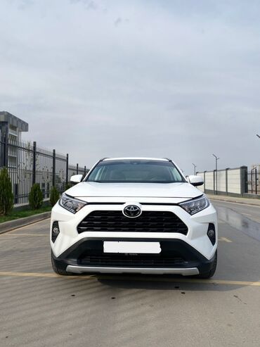 шинный сентр: Toyota RAV4: 2020 г., Автомат, Бензин, Кроссовер