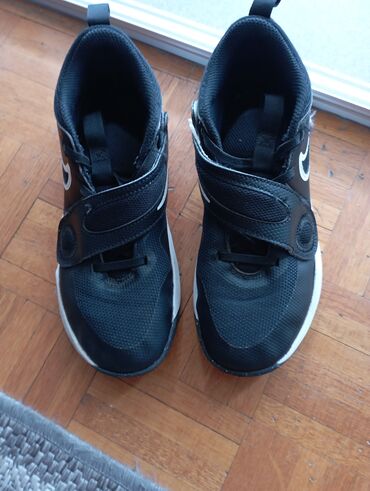 zimske cipele za dečake: Nike, Veličina - 35