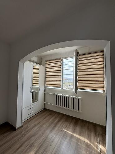 Продажа квартир: 1 комната, 44 м², 12 мкр 106 серия улучшенная, 8 этаж, Евроремонт — 10