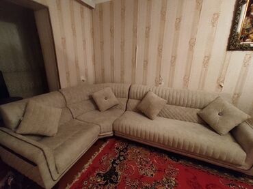 Divan və kreslo dəstləri: Künc divan, Divan, Bazasız, Açılmayan — 1