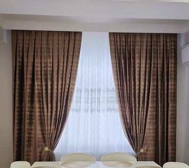 Pastel dəstləri: Metresi 9 manata 5 qol dekor perde satilir.Hündürlüyü 2,77 sm.Hem