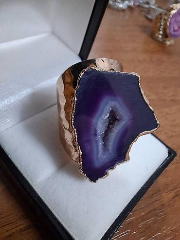 Üzüklər: Üzük — 8