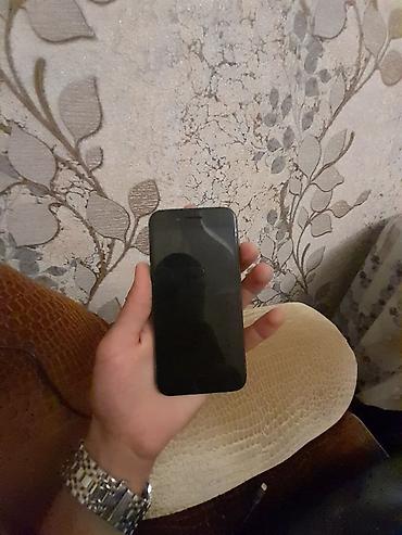 apple magic: IPhone SE, 64 GB, Qara — 4