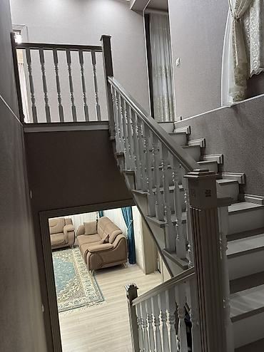 Продажа коттеджей и домов: 6 комнат, 240 м², 5 соток, Бишкек, Ак-Ордо 1 ж/м Агентство недвижимости — 11