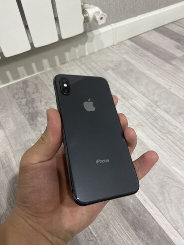 Apple iPhone: IPhone X, Б/у, 64 ГБ, Черный, Чехол, 100 %