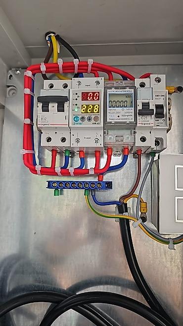 Digər işıqlandırma: Elektrik ustası – ev və obyektlərdə elektrik işləri Peşəkar elektrik — 3