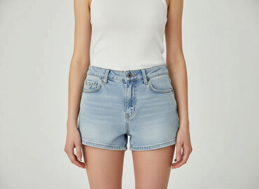 szorty jeansowe tommy hilfiger damskie: Szorty damskie, rozmiar XS