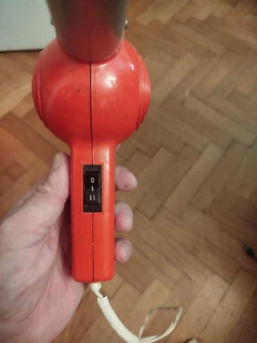 philips masazer: Retro stari fen sa kosu vintage.
Ispravan — 10