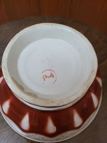 Digər dəstlər və servizlər: Kolleksiya üçün dekorativ porselen dəst - Porselen kaşa: Ağ əsaslı — 2