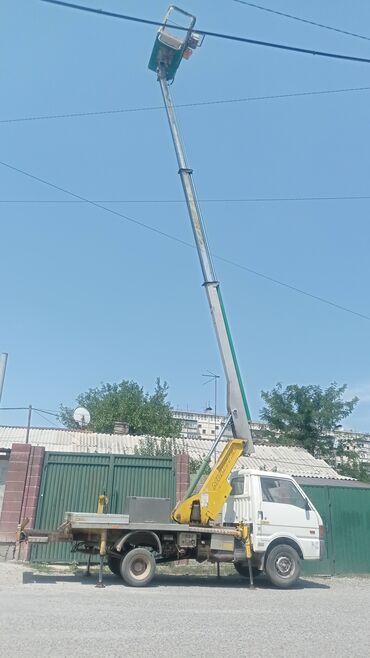 купить палетницу на полуприцеп: Автовышка, Hyundai, 2000 г., 14 м