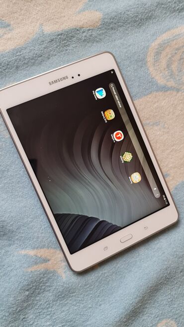 Tableti: Samsung Galaxy Tab A – Android tablet - Ekran: oko 8 inča, TFT — 12