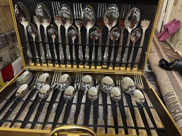 цептер набор ложек и вилок: Набор столовых приборов в подарочном кейсе. Состав и комплектация: -