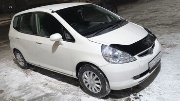 Honda: Honda Fit: 2002 г., 1.3 л, Вариатор, Бензин, Седан